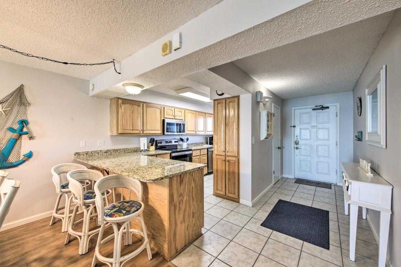 Beachfront Pcb Escape With Free Chair Services Apartment *